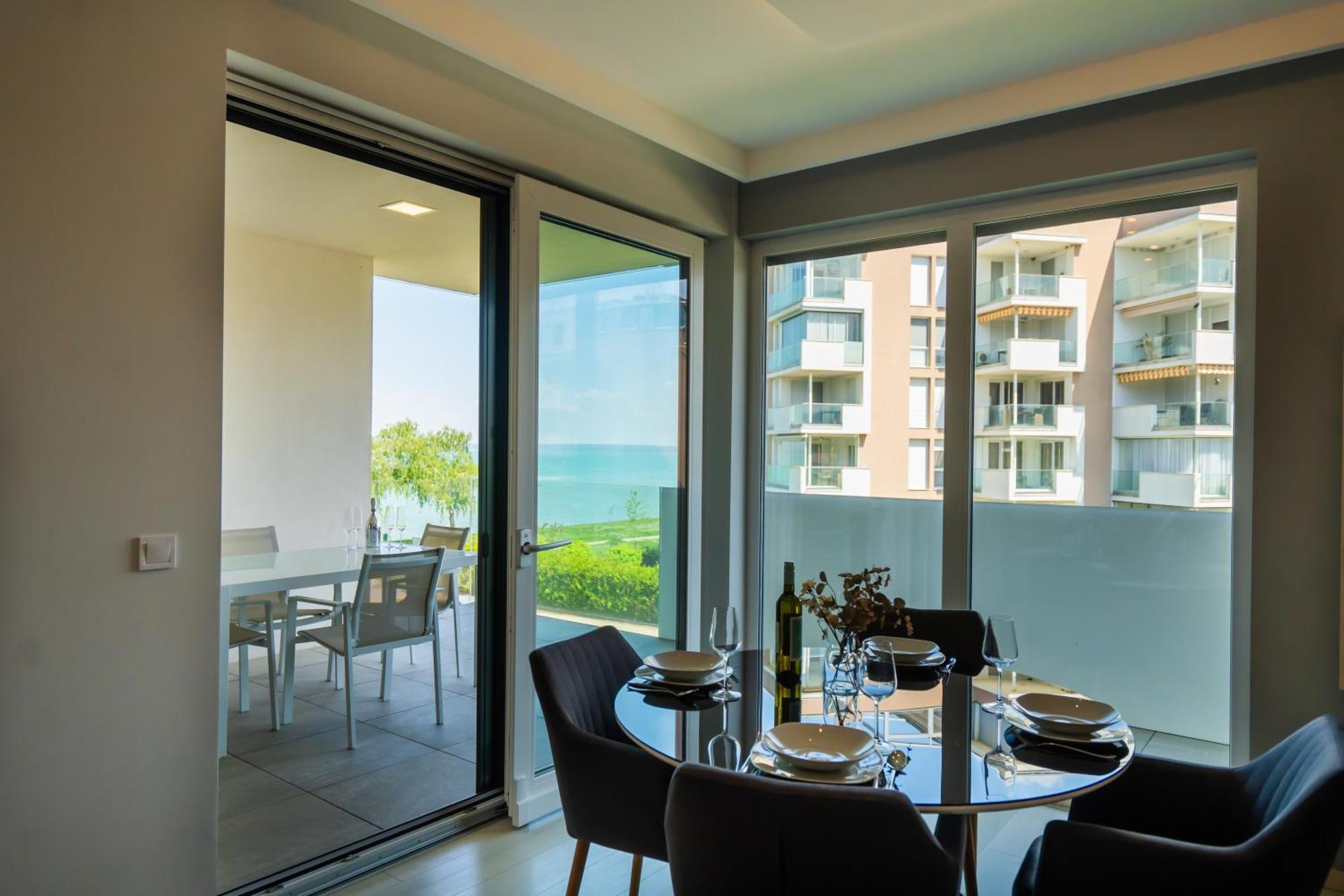 Myflat Casa Galerius Apartment Siofok Luaran gambar